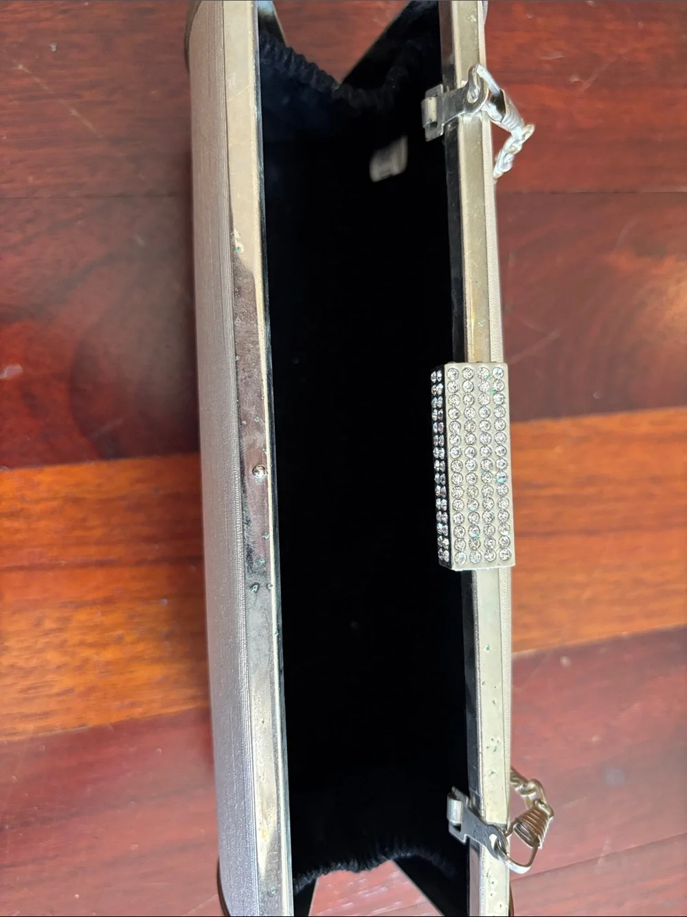 Elegant Silver Metallic Clutch with Chain Strap
